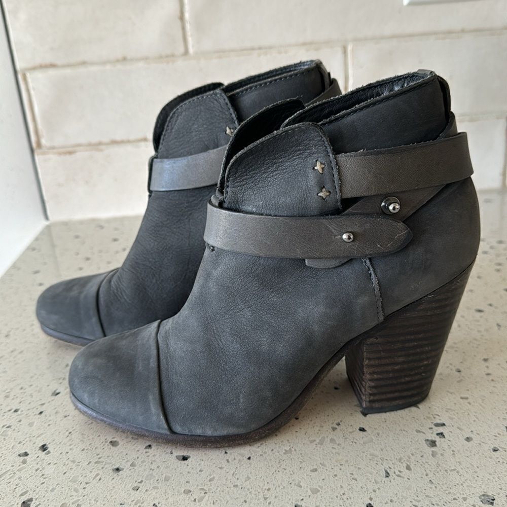 rag & bone New York Hallow Gray Leather Heeled Ankle Boots Booties Shoes Size 35 - Picture 2 of 14